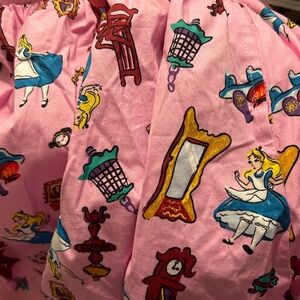 Disney Alice Wonderland pleated skirt